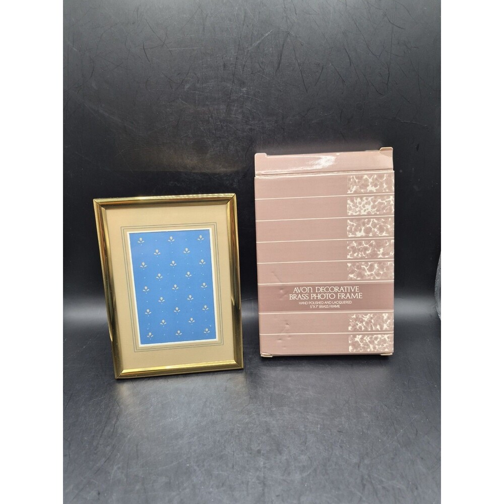 Vintage Avon Brass Picture Frame – 5x7 Inch Brass Frame –Elegant Gold Tone Frame